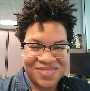 Meet your Posher, Latonya